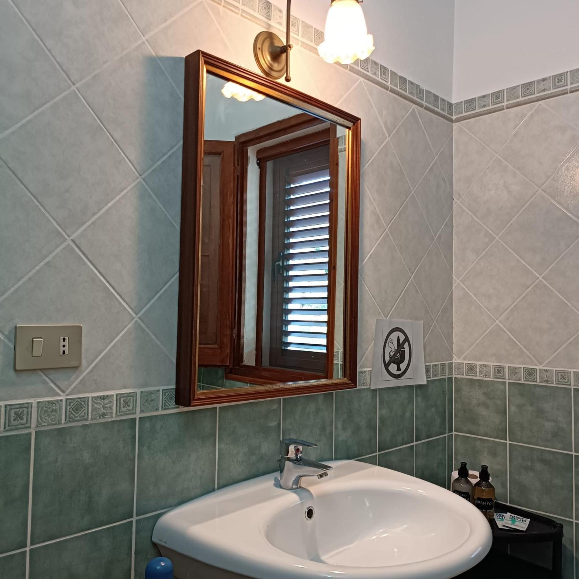 Domu Abi Manna Villa Tertenìa Buitenkant foto